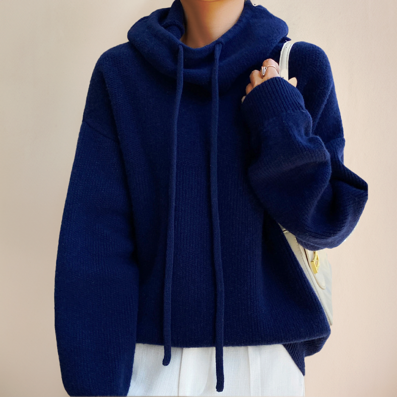 Dana - Knitted Hoodie